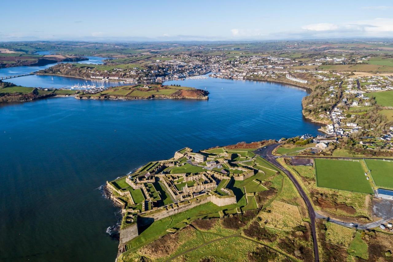 The Town House Kinsale, Hosted By Exquisite Holiday Homes, Sleeps 16 Εξωτερικό φωτογραφία