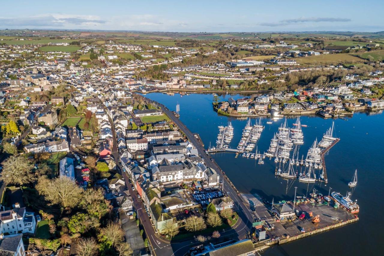 The Town House Kinsale, Hosted By Exquisite Holiday Homes, Sleeps 16 Εξωτερικό φωτογραφία