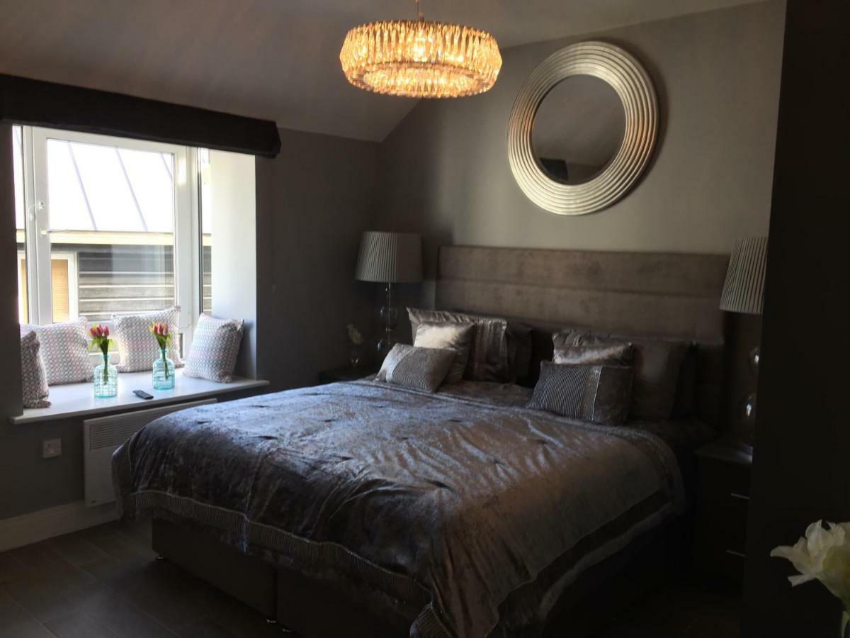 The Town House Kinsale, Hosted By Exquisite Holiday Homes, Sleeps 16 Εξωτερικό φωτογραφία