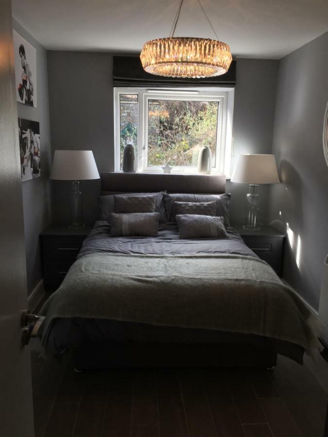 The Town House Kinsale, Hosted By Exquisite Holiday Homes, Sleeps 16 Εξωτερικό φωτογραφία