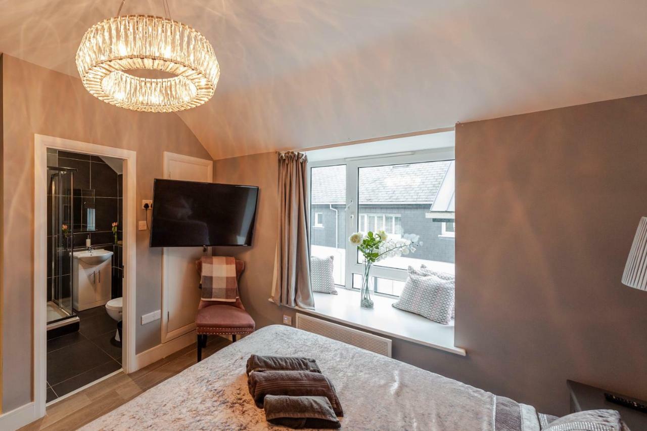 The Town House Kinsale, Hosted By Exquisite Holiday Homes, Sleeps 16 Εξωτερικό φωτογραφία